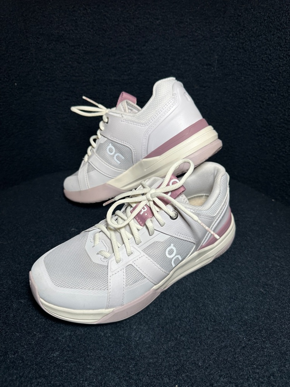 On Women's The Roger Clubhouse Pro sneaker US W7.5 Lavander and fade